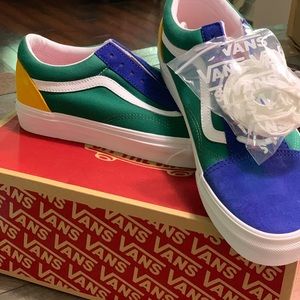 Men’s size 9 Yacht Club Vans- never worn
